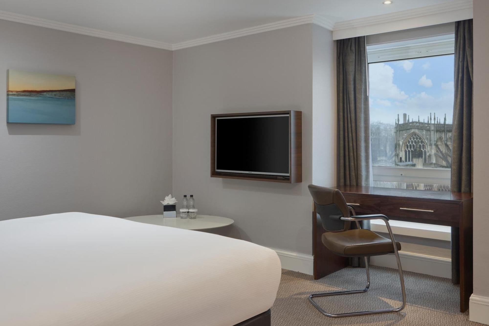 Doubletree By Hilton Bristol City Centre מראה חיצוני תמונה